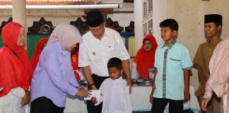 55 Anak Yatim Ikuti Makan Bersama dalam Kegiatan Jumat Berkah Berbagi