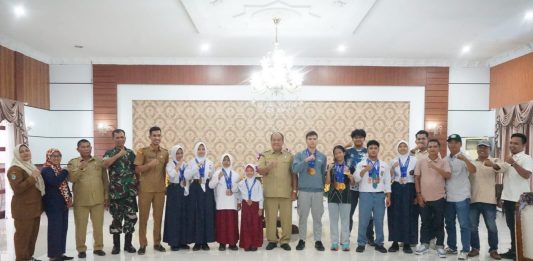 Bupati Asahan Apresiasi Atlet Renang Peraih 22 Medali