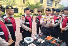 Satsamapta Polres Aceh Timur Perkenalkan Byrna SD sebagai Senjata Beladiri
