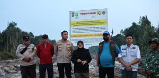 Bupati Siak Pastikan Karhutla Dayun Padam, Pendinginan Terus Dilakukan
