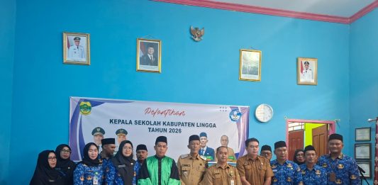 Lantik 11 Kepala Sekolah, Sekda Lingga Armia: Pendidikan Jalan Mengubah Masa Depan Anak