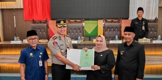Bupati Kasmarni Serahkan Hibah Aset Daerah Kepada Polres Bengkalis, Perkuat Sinergi untuk Pelayanan Masyarakat
