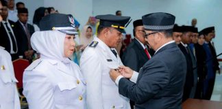 Bupati Azhari Lantik Sejumlah Pejabat, Dorong Birokrat Adaptif dan Profesional