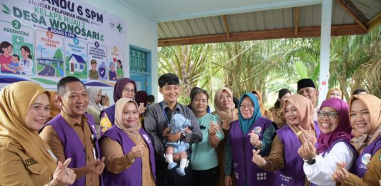 Pastikan Pelayanan Kesehatan Dasar Berjalan Optimal, Bupati Hj Kasmarni Tinjau Posyandu Kelapa Hijau 2