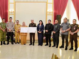 Kasmarni-Kajari Bengkalis, Sinergi Diperkuat, Aset Daerah Rp21,5 Miliar Dihibahkan