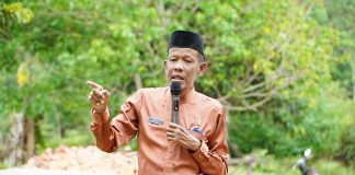 Sekda Lingga Letakkan Batu Pertama Pembangunan KB Pelita Hati di Bukit Langkap
