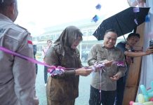 Dalam Hujan Bupati Afni buka Kompetisi Gema Pros Tingkat SMP se-kabupaten Siak