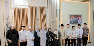 Meski Padat Agenda Safari Dakwah, UAS Sempatkan Tabligh Akbar Bersama Bupati Bengkalis di Muara Basung