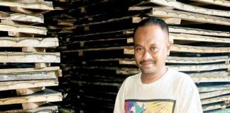 Teri Melimpah, BBM Sulit Didapat: Keluhan Nelayan Bagan Apung Buteng Dibawa ke DPRD