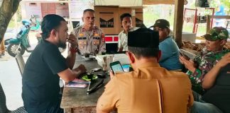 Saweu Keude Kopi, Kapolsek Idi Tunong Ajak Warga Waspadai Hoaks dan Narkoba