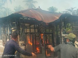 Kebakaran Hanguskan Sejumlah Rumah Warga di Desa Mantang Neuheuh, Aceh Timur