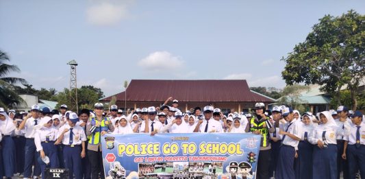 Polantas Karib Police Go To School, Satlantas Polresta Tanjungpinang Sosialisasikan Keselamatan Berlalu Lintas di SMPN 7