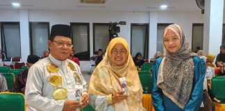 Rektor IAI Natuna Apresiasi Kreativitas Mahasiswa, Gantungan Kunci Jadi Produk Bernilai Ekonomi