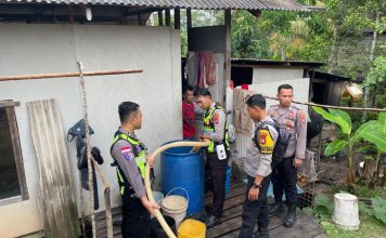 Sambut Hari Lalu Lintas ke-71, Satlantas Polres Natuna Salurkan Air Bersih untuk Warga Sebadai Ulu