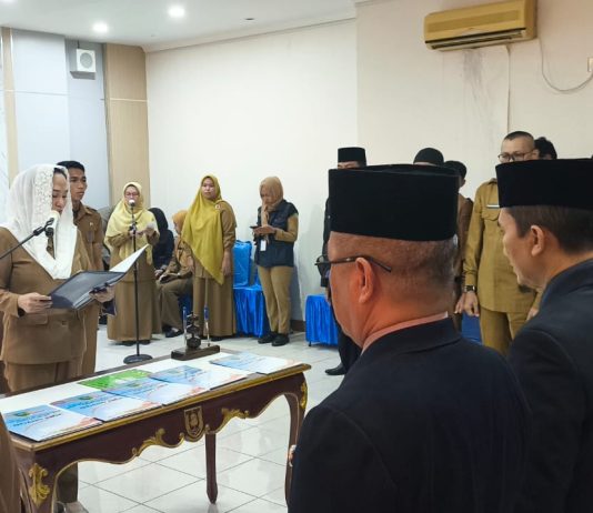Lantik Lima Pejabat Eselon II, Bupati Natuna: Rotasi Tak Harus Tunggu Dua Tahun