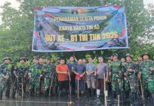 HUT TNI ke-81, Yonkomposit 1/Gardapati Tanam Pohon Dua Lokasi di Natuna