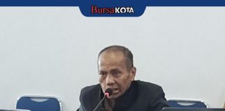 Dilaporkan ke Kejaksaan, Kadis Pendidikan Busel La Bari,u Bantah Intervensi Pengadaan BOSP