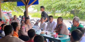 Duduk Bersama, Keluhan Pedagang Pasar Ikan Ranai Direspons Cepat, Kapolres Natuna Salurkan Air Bersih