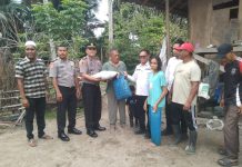 Kapolsek Idi Rayeuk dan Muspika Serahkan Bantuan untuk Warga Disabilitas