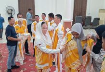 Lepas Kontingen Porprov VI Kepri, Bupati Cen Sui Lan Janjikan Bonus Atlet Berprestasi