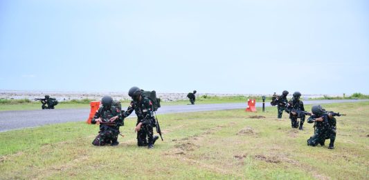 Jaga Keamanan Pangkalan di Natuna, Lanud RSA Gelar Manuver Lapangan Hanlan 2026