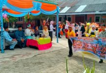 Dari Pakaian Adat hingga Busana Profesi, 320 Siswa SDN 007 Ranai Darat Bawa Pesan Keberagaman