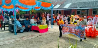 Dari Pakaian Adat hingga Busana Profesi, 320 Siswa SDN 007 Ranai Darat Bawa Pesan Keberagaman