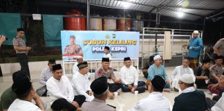 Subuh Kelling, Kapolda Kepri Ajak Warga Hidupkan Siskamling dan Jaga Keamanan Lingkungan