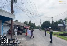Satlantas Polres Natuna bersama Polsek Bunguran Timur Kawal Pawai Budaya SDN 007 Ranai Darat, Wujudkan Keamanan dan Pelestarian Budaya