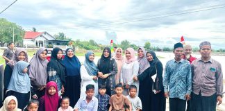 Bunda Erni Dorong Anak Aceh Timur Tuntas Pendidikan 13 Tahun